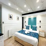Appartamento Urbanflat 93 - Lovely Nazareth 2 Bedroom Parigi