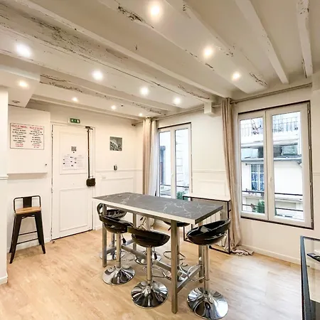 Urbanflat 93 - Lovely Nazareth 2 Bedroom פריז