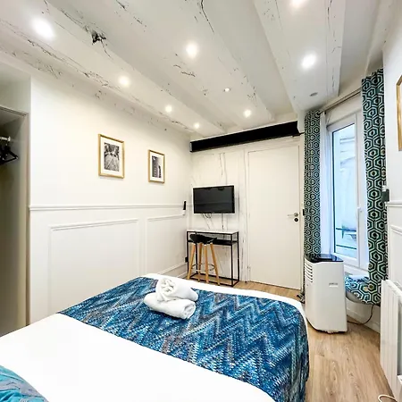 Urbanflat 93 - Lovely Nazareth 2 Bedroom * Paryż