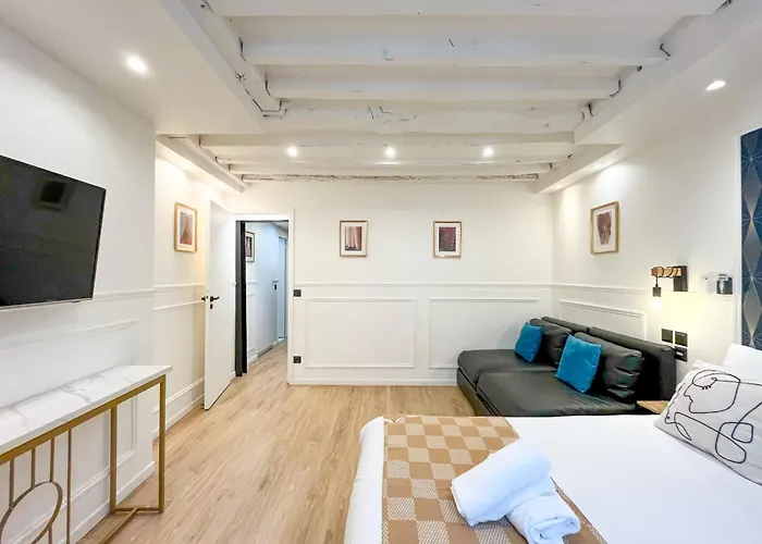 דירה Urbanflat 93 - Lovely Nazareth 2 Bedroom פריז